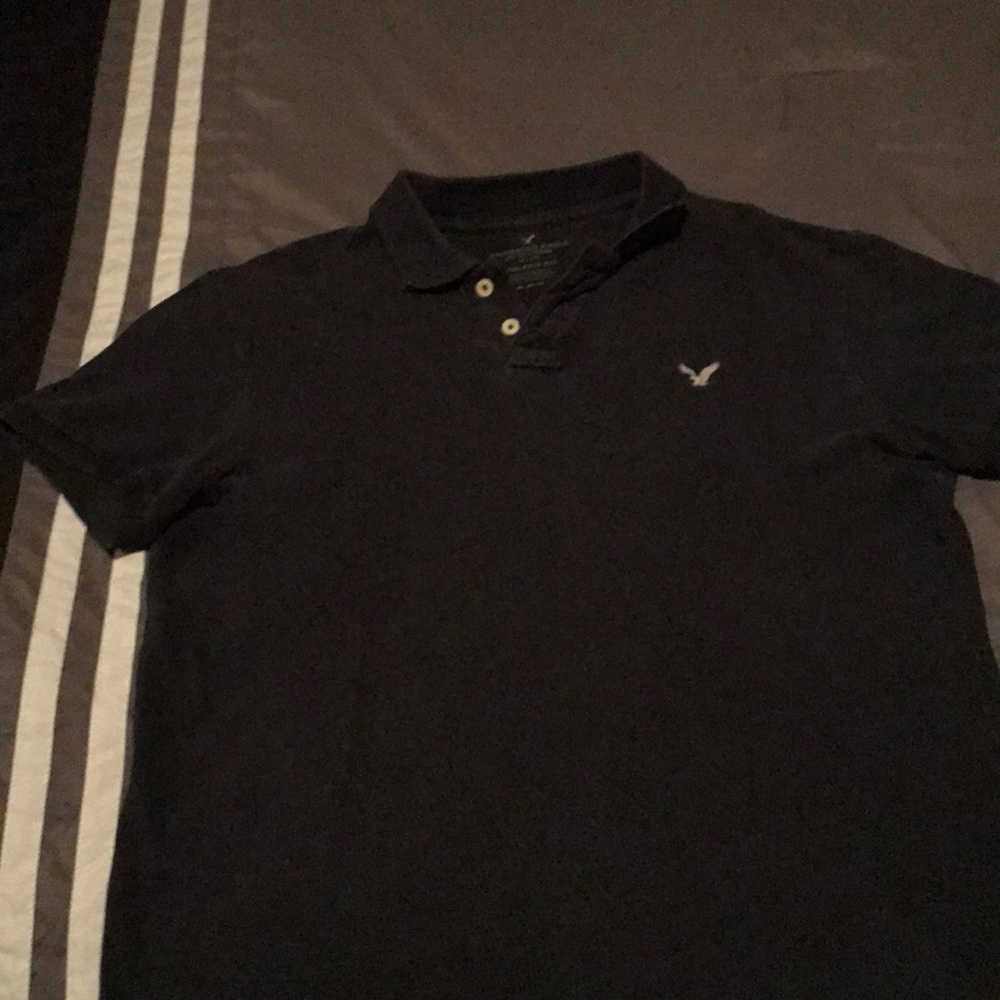 Men’s Medium Distressed Black Polo